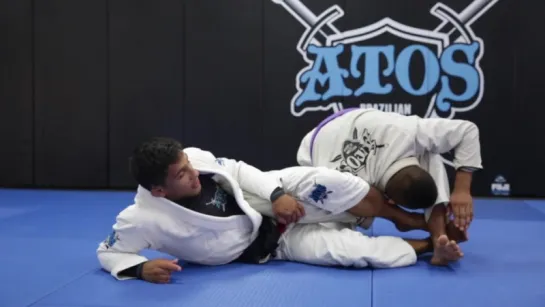 collar and sleeve guard into omoplata whith sweep option - Pablo Mantovani