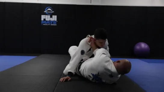 brabo choke from the closed guard