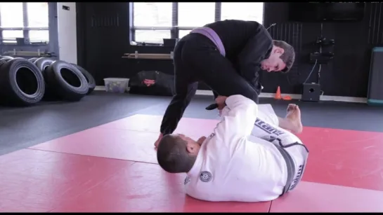 JT Torres: De la Riva Guard Sweep With Lapel