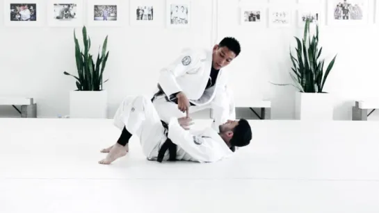 PART 1: SPINNING ARMBAR FROM KNEE ON BELLY