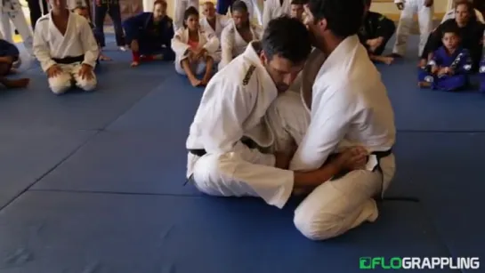 Rolles Gracie Sit-Up Sweep With Arm-Trap