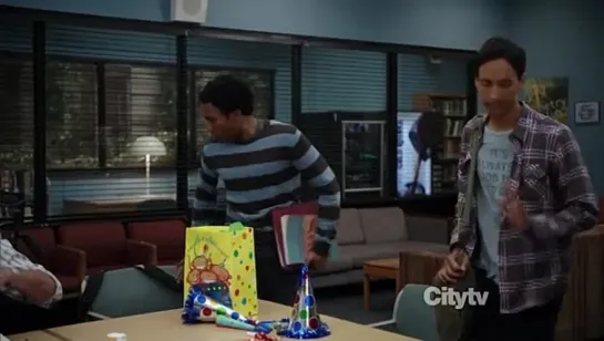 Community 2x10