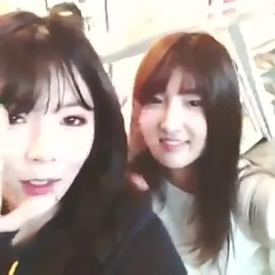 130831 4Minute Hyuna Instavideo with Jihyun at Subway