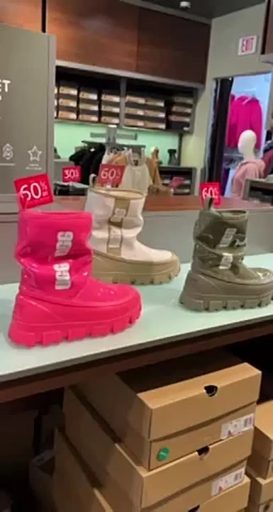 #UGG 🛍️ 🔥🔥🔥🔥
💯% ОРИГИНАЛ 
⭐️-60%⭐️
СРОЧНЫЙ ВЫКУП🛍
СКИДКА КОРОТКАЯ⏳️

Гид по сайту 🍃🍃🍃

Женская коллекция 
https://www.