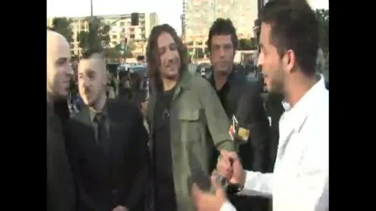 American Music Awards 2009 - Daughtry (Red Carped)