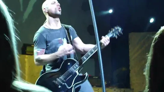 Daughtry - Runnin' Down a Dream (Tom Pretty Cover) (Live)