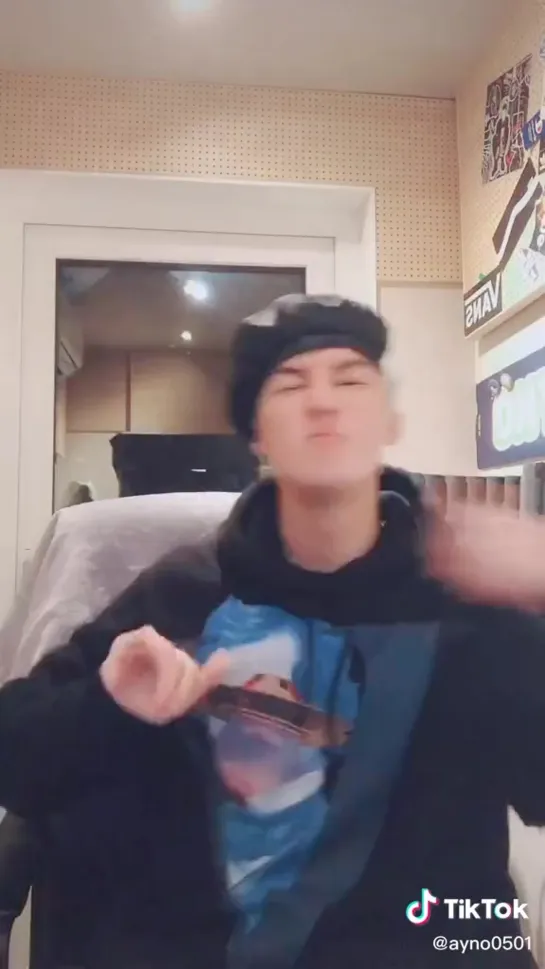 [TikTok] Ayno 200421