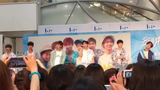 [Видео][13.07.17] Boyfriend на релиз-мероприятии, посвященном выпуску мини-альбома "Summer" в LaLaPort Tokyo Bay [3PM KST]