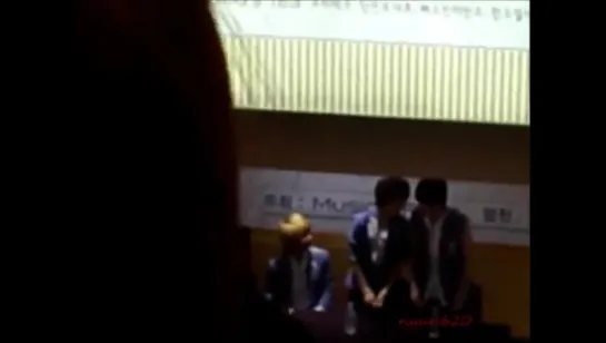 [FANCAM][23.07.11] Boyfriend @ Fan Sign