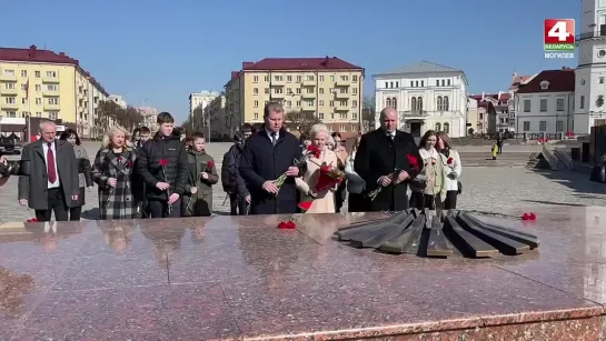 Вечный огонь, площадь Славы, Могилев