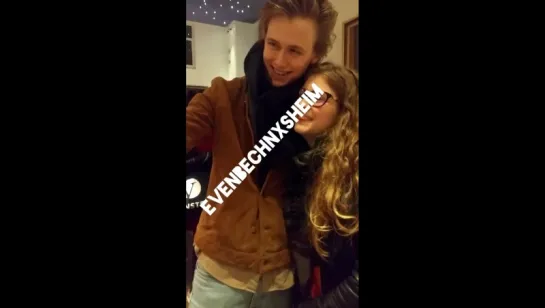 Henrik with fans [2] | skamfamily