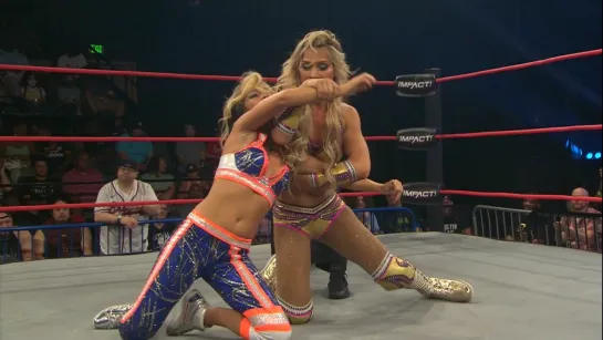 Gisele Shaw (w/Madison Rayne & Tenille Dashwood) vs Alisha Edwards