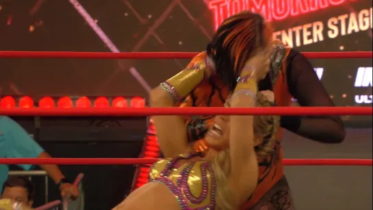 Gisele Shaw vs Rosemary (w/Taya Valkyrie)