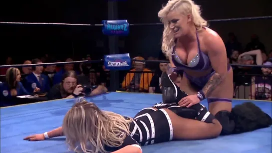 Natalia Markova (w/Taryn Terrell) vs Taya Valkyrie