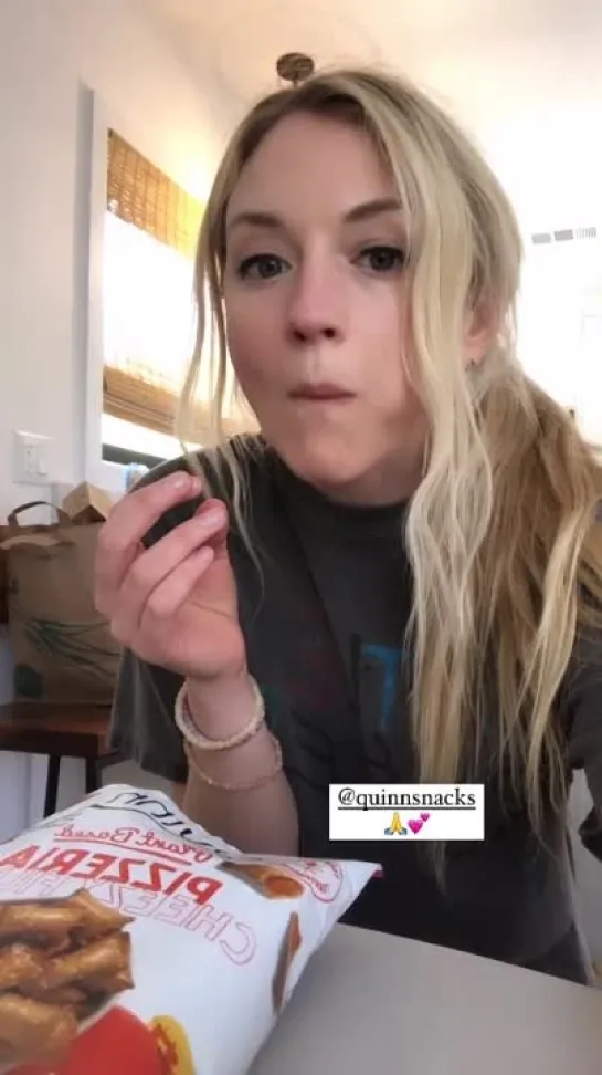 Video by Emily Kinney / Эмили Кинни