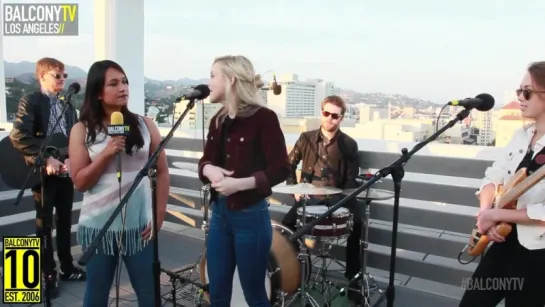 EMILY KINNEY - LAST CHANCE (BalconyTV)