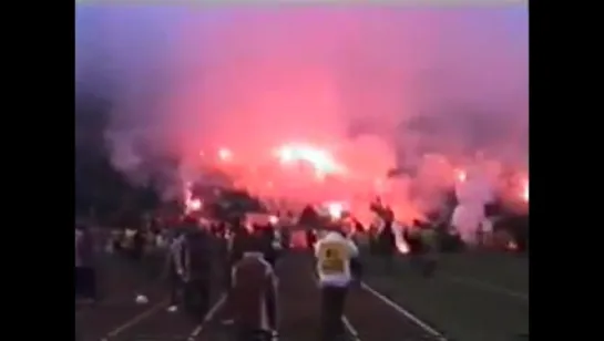 Red Star Hooligans docek BBB 26 11 1989 Crvena Zvezda Dinamo xvid