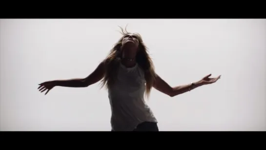 Delta Goodrem - Wings (Official Music Video)