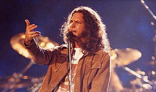 Pearl Jam - 1993 Live MTV - Concert “On the Road” (that never was)