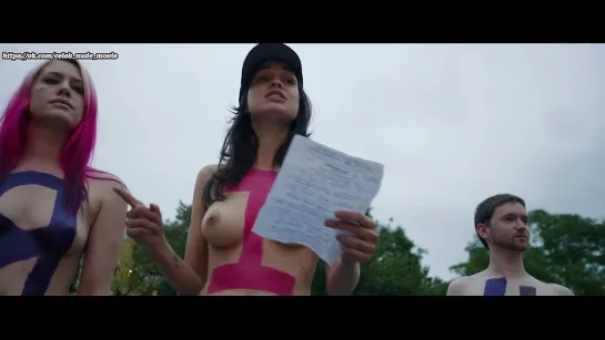 Lina Esco, Lola Kirke, unknown - Free the Nipple (2014)