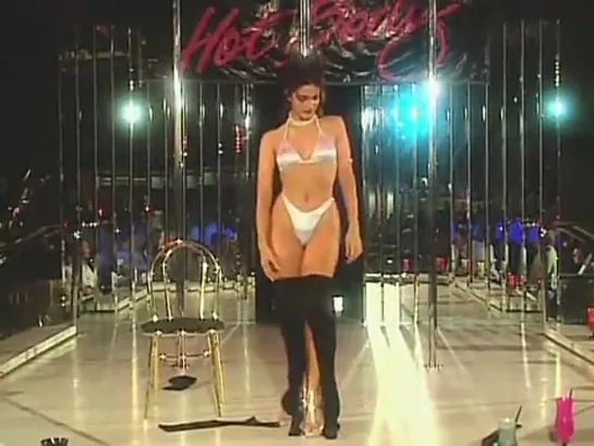 Hot Body (2005) Beverly Hills Covergirl Model Contest