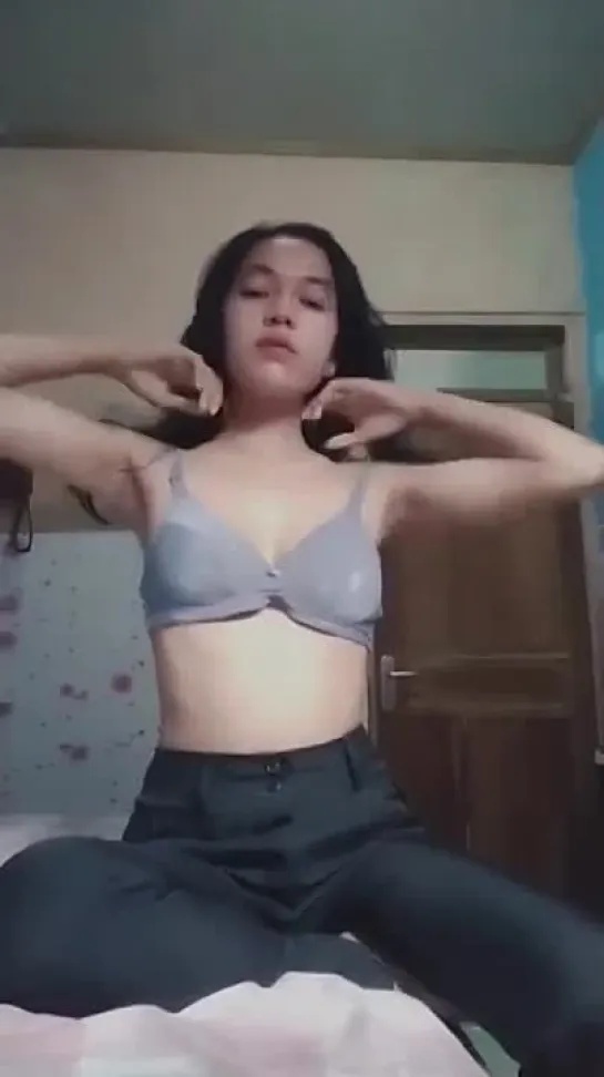 Mulus dan masih sempit.mp4