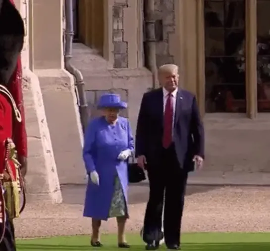 Trump snuff the Queen