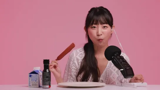 Milky! ASMR aka 표은지 Eunji Pyo - 1 Hour Ver Hot Spicy Sausage Eating Sounds