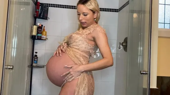 Grace Squirts - 40 Weeks Pregnant Belly Worship In Shower JOI