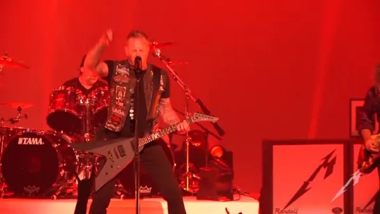 Metallica׃ Creeping Death & Blackened (MetOnTour - Oakland, CA - 2016)