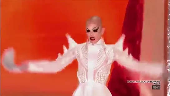 Peppermint VS Sasha Velour