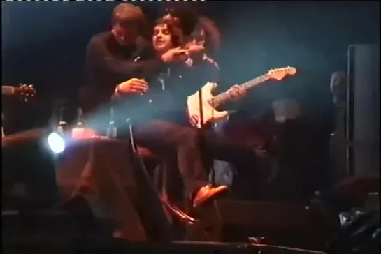 The Strokes & Jack White - Live at Reading 2002 - NYC Cops