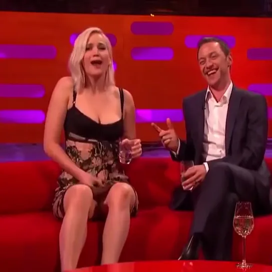 Jennifer Lawrence - The Graham Norton Show (2016)