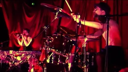 The Dresden Dolls - War pigs (Black Sabbath cover song) - Live - In Paradise 2005