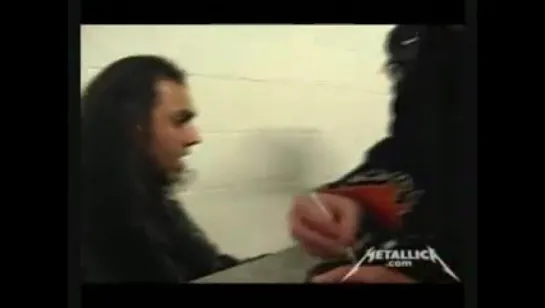 Metallica - James meeting Acrassicauda! (2009)