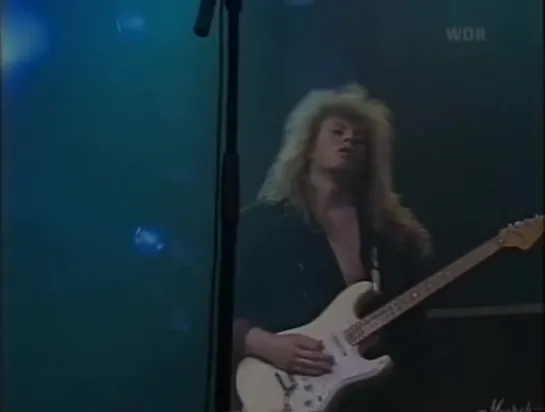 HELLOWEEN - LIVE IN KÖLN. 1992