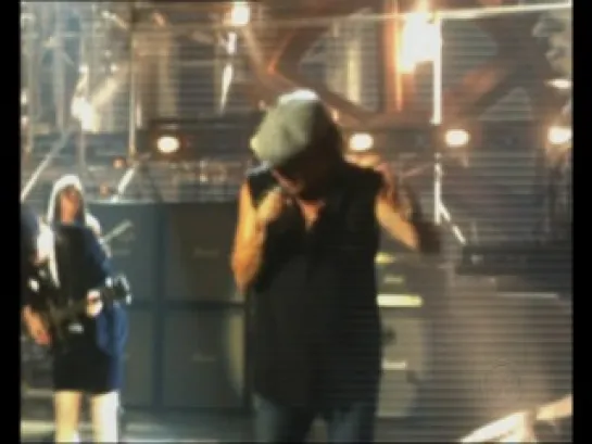 AC/DC - Rock And Roll Train (The Video Pool UK October 2008) - http://vk.com/rokoboz (353)