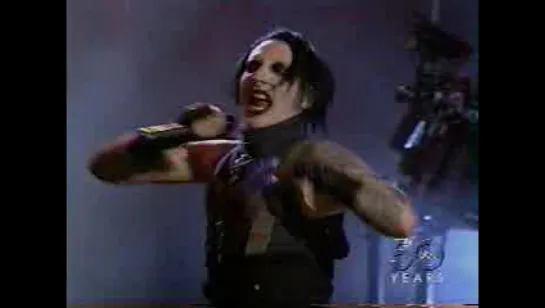 Marilyn Manson - mOBSCENE (Live On Jimmy Kimmel)