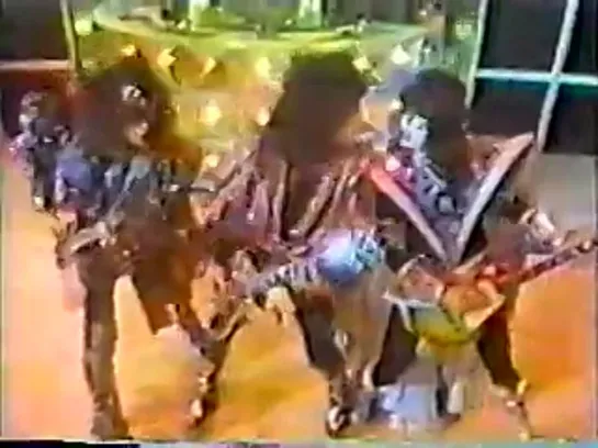 kiss - Sure Know Something - https://vk.com/rokoboz (248)