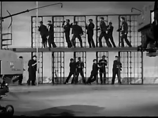 ELVIS PRESLEY - Jailhouse Rock - http://vk.com/rokoboz (888)