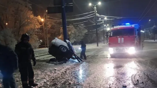 Водитель и его спутницы разделились в дтп