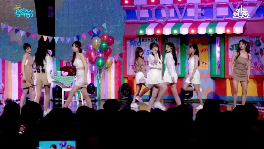 180428 | Lovelyz - You On That Day | Music Core fancam