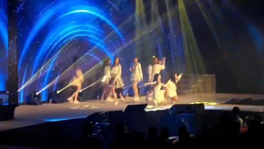 170813 | Lovelyz - Destiny | Solaire Kpop Concert