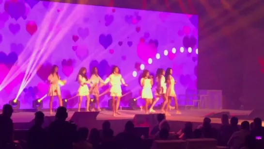 170813 | Lovelyz - Hi~ | Solaire Kpop Concert