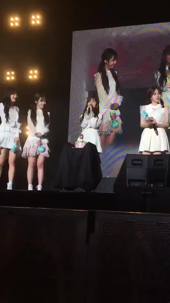 190317 | "Lovelyz in Winterland" in Singapore