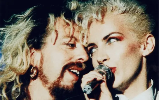 Eurythmics - Miracle of Love - Live Sidney 1987 (Dave Stewart - Annie Lennox)