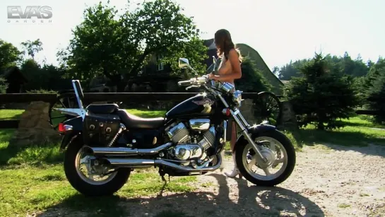 EvasGarden - Lizzie-Clean your motorcycle