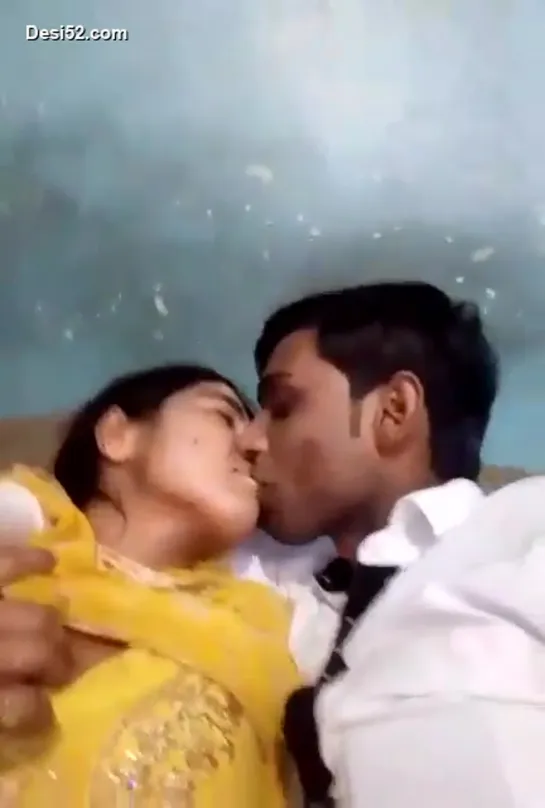 Desi sexy lover romance in hotel