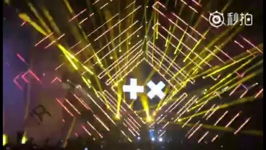 Martin Garrix feat. Mike Shinoda - Waiting For Tomorrow (Live In Wuhan)