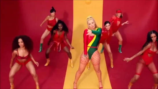 Iggy Azalea - Switch ft. Anitta